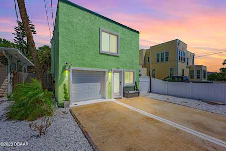 353 Seaview Avenue Daytona Beach, FL 32118