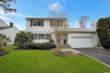 33 George St Locust Valley, NY 11560