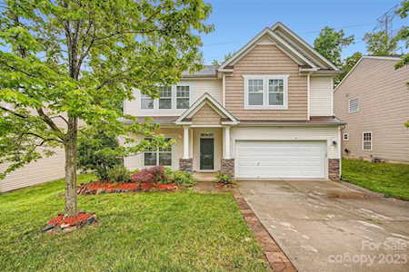 3417 Dominion Green Dr Charlotte, NC 28269