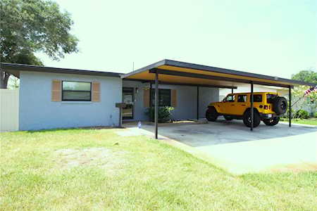 6316 35th Ave N St. Petersburg, FL 33710