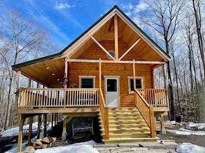 68 Places Crossing Rd Farmington, NH 03835