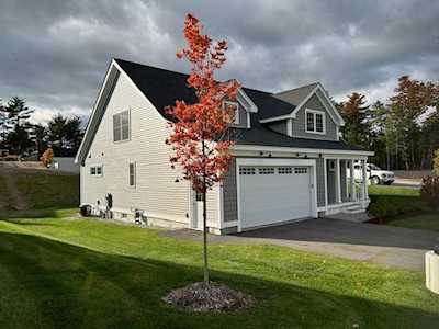 26 The Cliffs At Evergreen Rd #26 Auburn, NH 03032