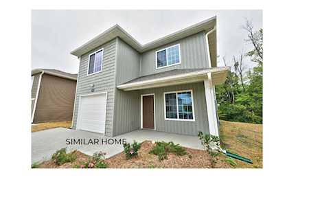 8105 N Glen Meadow DR Columbia, MO 65202