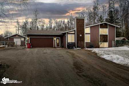 955 W Sarahs Way Wasilla, AK 99654