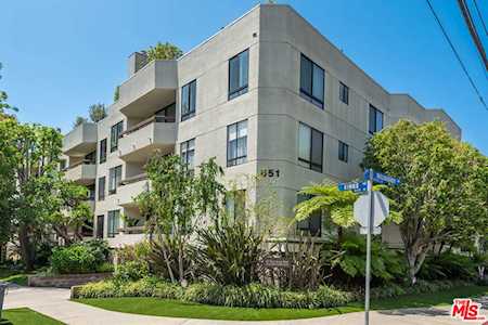 851 N Kings Rd #307 West Hollywood, CA 90069