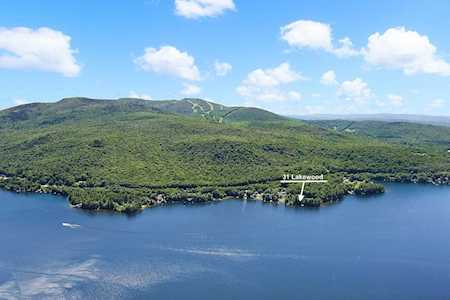 31 Lakewood Manor Rd Newbury, NH 03255