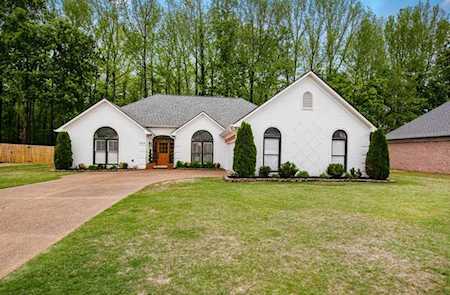 4305 Country Bridge Rd Lakeland, TN 38002
