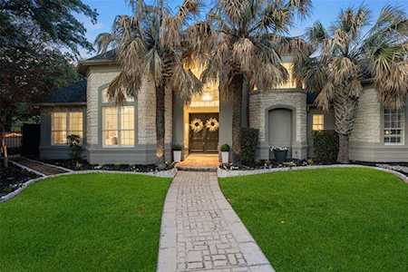 18043 Rock Branch Drive Dallas, TX 75287