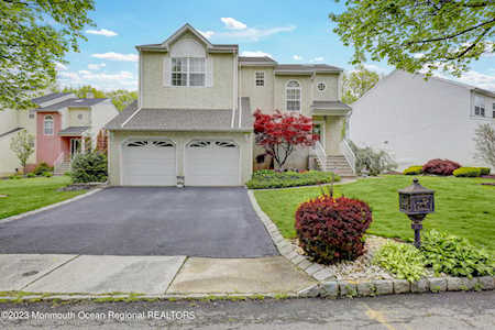 142 Wainwright Dr Matawan, NJ 07747