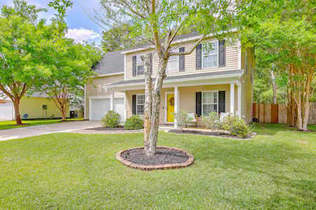 544 Beverly Dr Summerville, SC 29485