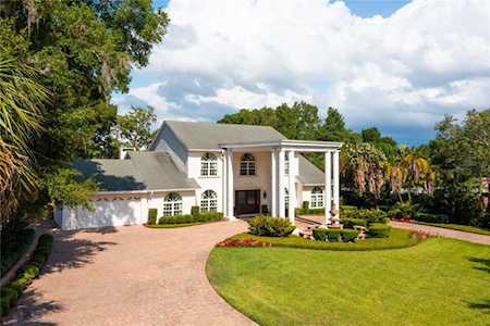 1501 E Crooked Lake Dr Eustis, FL 32726