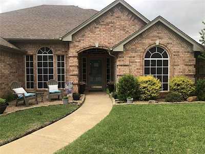 7732 Bridlewood Court North Richland Hills, TX 76182