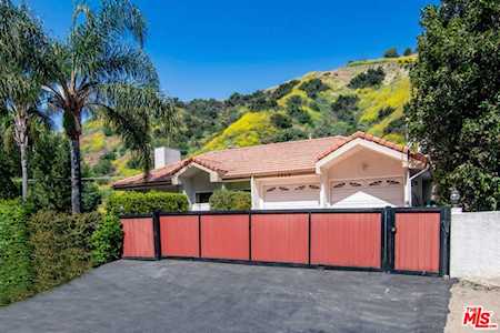 Studio City Gated Homes For Sale - Studio City Gated Communities