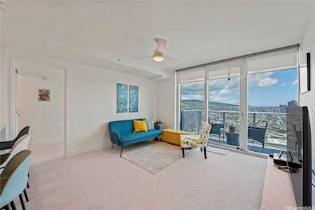 629 Keeaumoku Street #3209 Honolulu, HI 96814