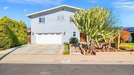 22641 Genova Laguna Hills, CA 92653