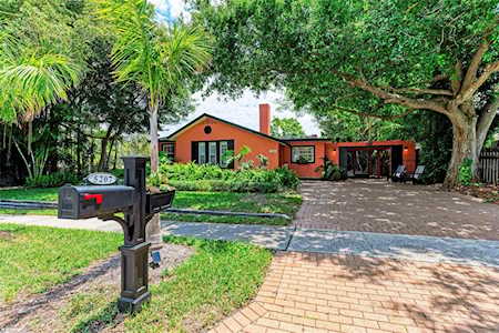5207 Harbor Rd Bradenton, FL 34209