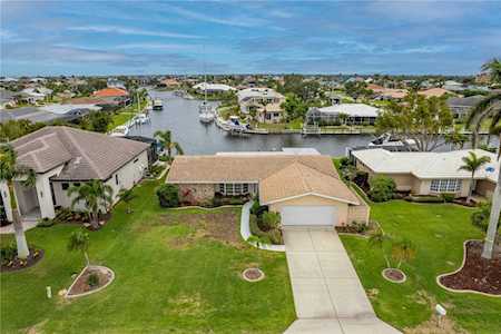 2735 Luna Ct Punta Gorda, FL 33950