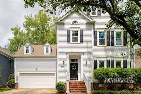2812 Saintfield Place Charlotte, NC 28270