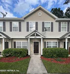 1885 Lago Del Sur DR Middleburg, FL 32068