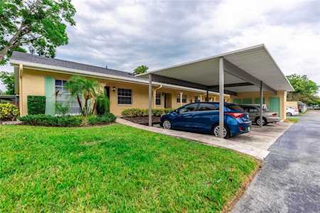 2465 Northside Dr #202 Clearwater, FL 33761