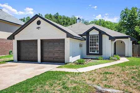 17003 Simsbrook DR Pflugerville, TX 78660