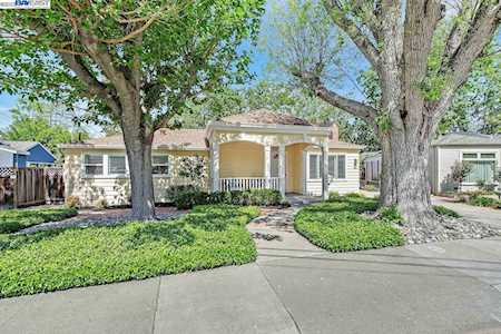 414 Amaral Cir Pleasanton, CA 94566