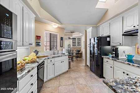 1700 E Lakeside Drive #8 Gilbert, AZ 85234
