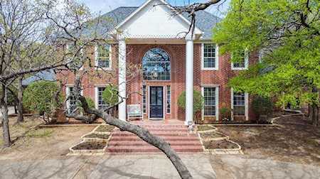 130 Meadow View Drive Argyle, TX 76226