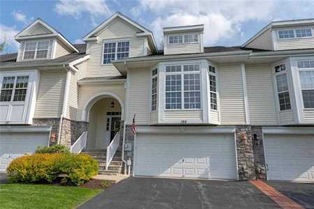 186 Oakmont Ct Easton, PA 18042