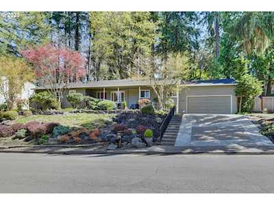 17515 Tree Top Way Lake Oswego, OR 97034