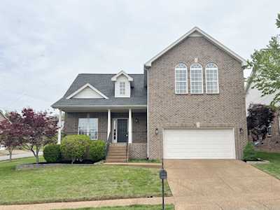7288 Santeelah Way Antioch, TN 37013