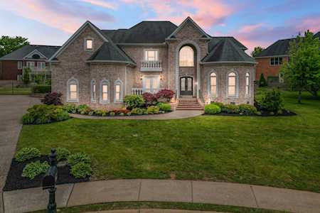 2220 Meadowcrest Cv Murfreesboro, TN 37129