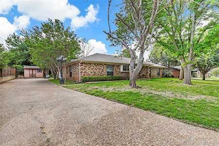 309 S College Avenue Justin, TX 76247