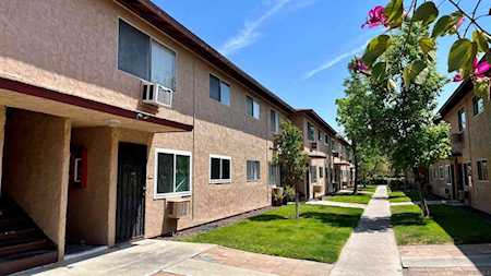 9723 Winter Gardens Blvd #124 Lakeside, CA 92040