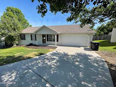 4509 Castleman Ln Knoxville, TN 37921