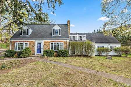 555 E Commerce St Milford Vlg, MI 48381