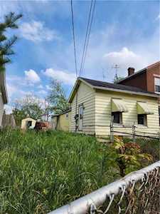 224 Hickory Street Dayton, OH 45410