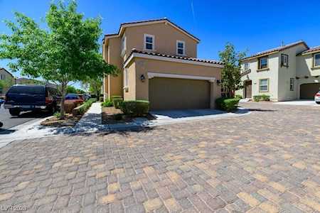 9089 Mount Wilson St Las Vegas, NV 89113