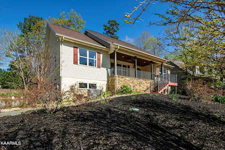 215 Tahlequah Dr Loudon, TN 37774