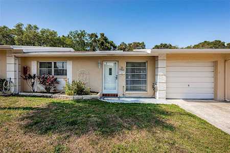 1060 Loch Haven Dr N Dunedin, FL 34698