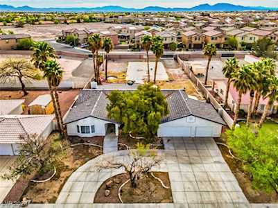 3840 Valley Dr North Las Vegas, NV 89032