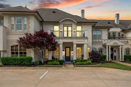 1612 Pecan Crossing Drive Colleyville, TX 76034