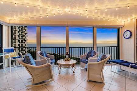 10951 Gulf Shore Dr #801 Naples, FL 34108