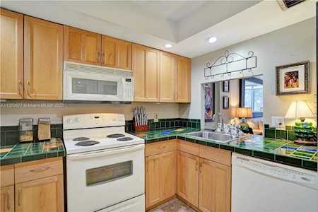102 Royal Park Dr #1D Oakland Park, FL 33309