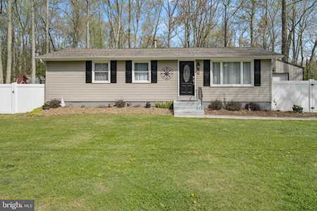 651 W Chestnut St Clayton, NJ 08312