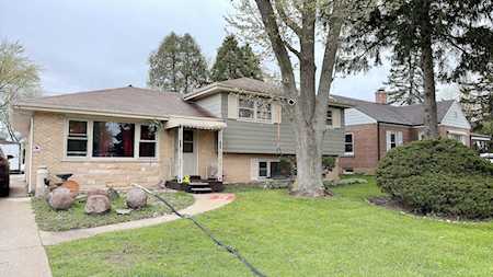 504 S Cass Ave Westmont, IL 60559