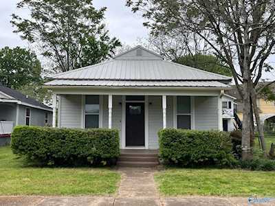 1618 Jackson Street Decatur, AL 35601