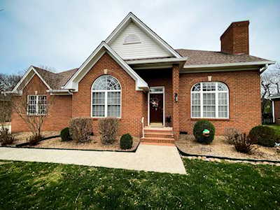118 Stonehouse Dr Gallatin, TN 37066