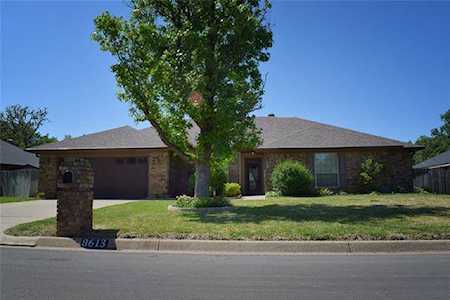 8613 Terrell Drive North Richland Hills, TX 76182