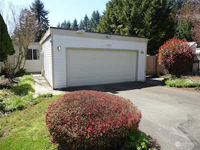 13721 SE 258th Place #43 Kent, WA 98042